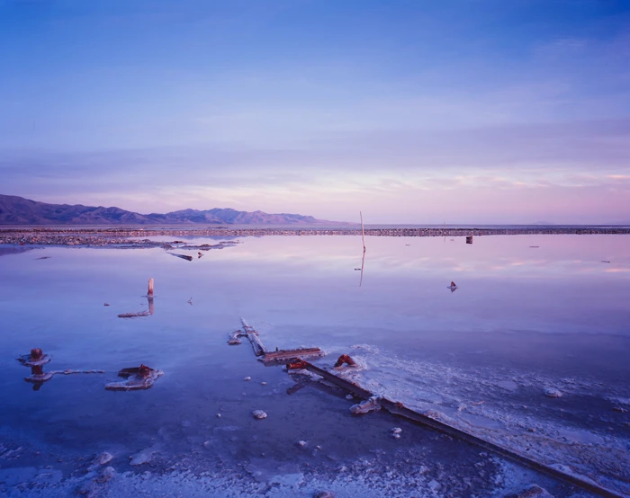 Oil Field, Great Salt Lake, Utah / Tirage Cibachrome