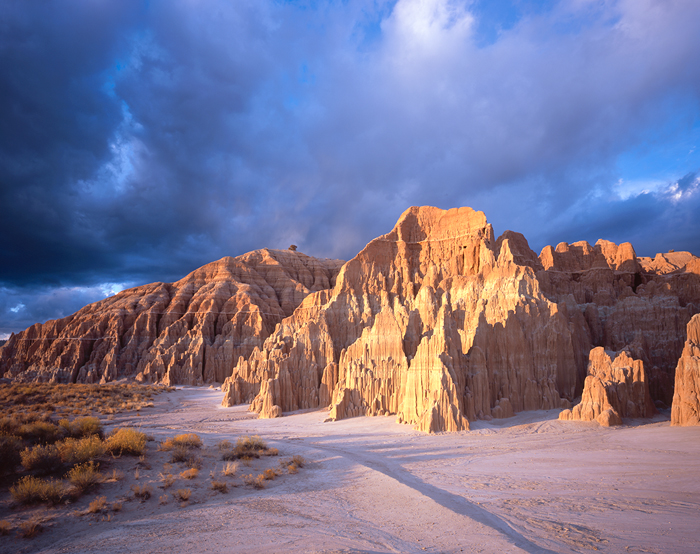 Cathedral Gorge State Park, Nevada