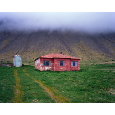 Little Red House, Islande