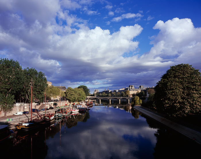 Covid-19, La Seine, Paris, France