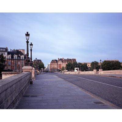 Covid-19, Pont Neuf, Paris, France
