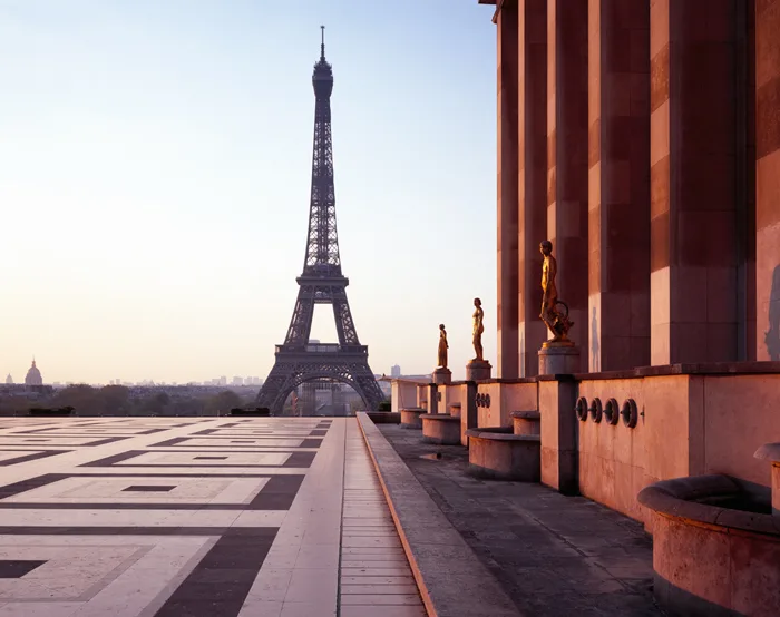 Covid-19, Tour Eiffel, Paris, France