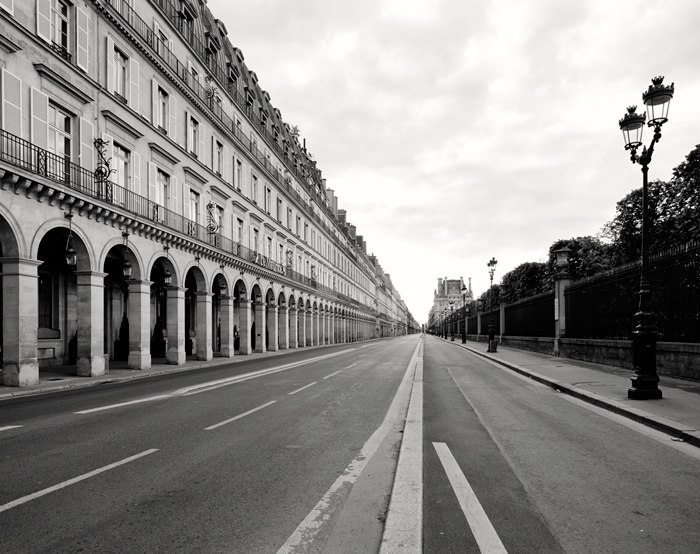 Covid-19, Rue de Rivoli, Paris, France - Tirage Noir et Blanc
