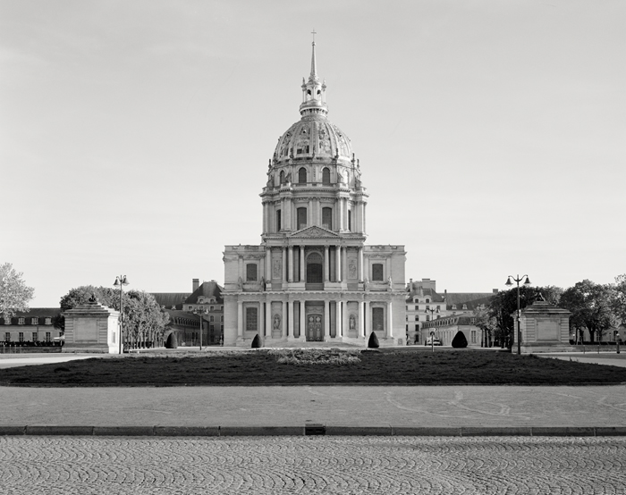 Covid-19, Eglise du DÃ´me, Paris, France - Tirage Noir et Blanc