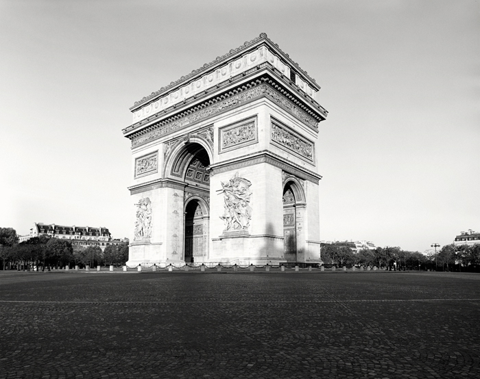 Covid-19, Arc de Triomphe, Paris, France - Tirage Noir et Blanc